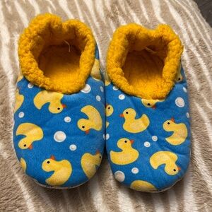 Snoozies! Cozy Duck Slippers